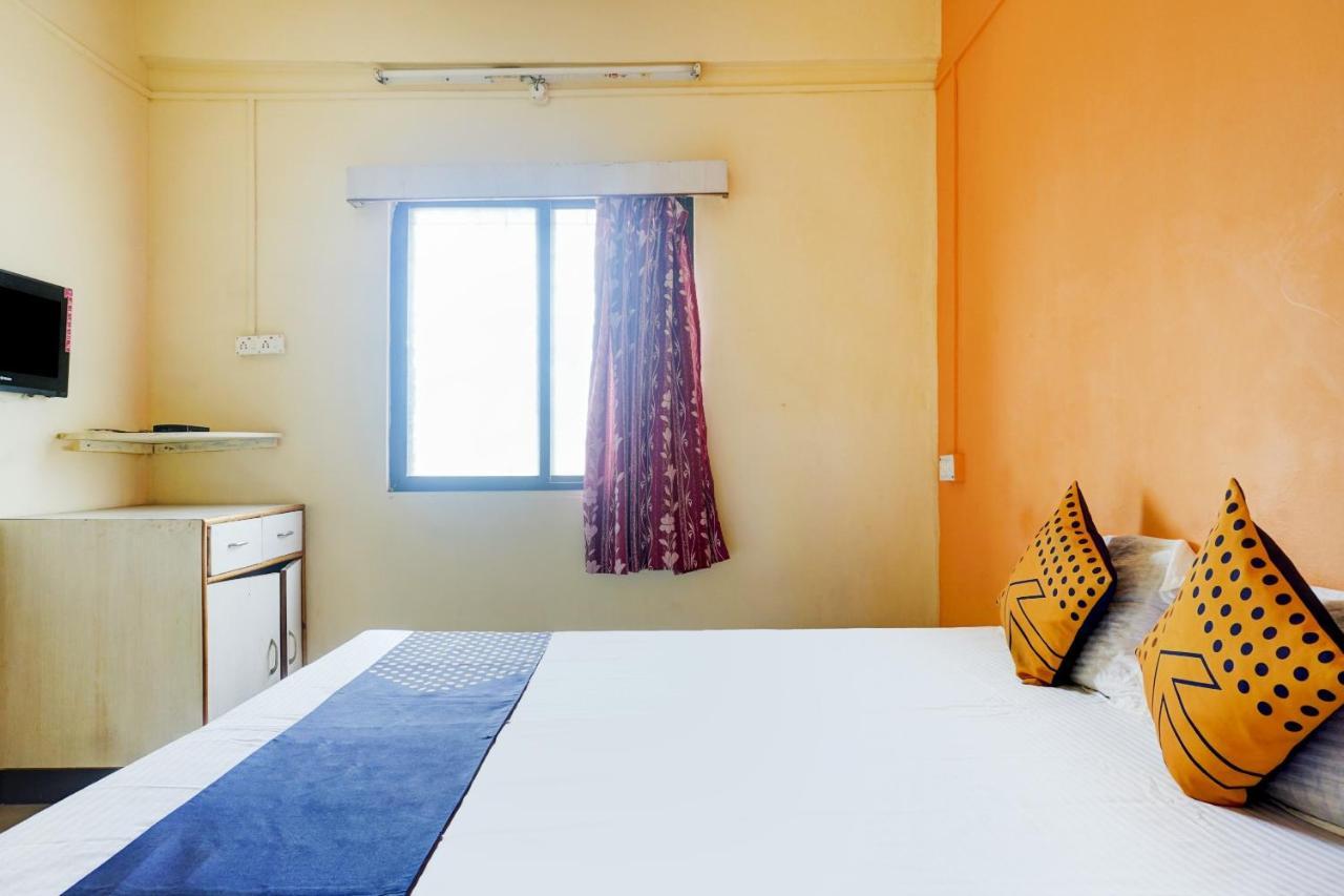 Spot On 82626 Hotel Shivtara Morgaon Exteriér fotografie